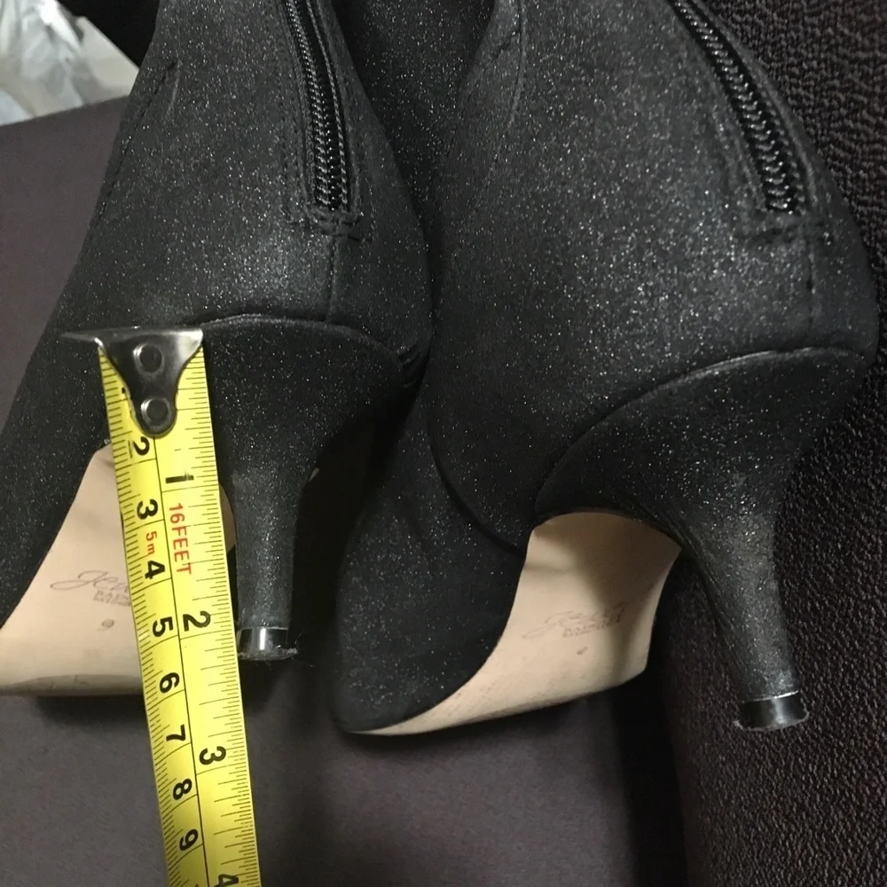 Jewel Badgley Mischka Sock Booties Sz 9